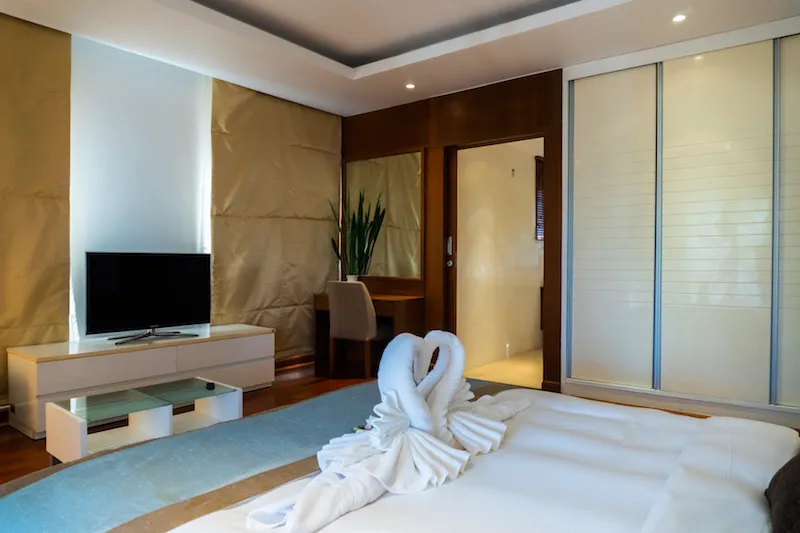Property image - full photo 27