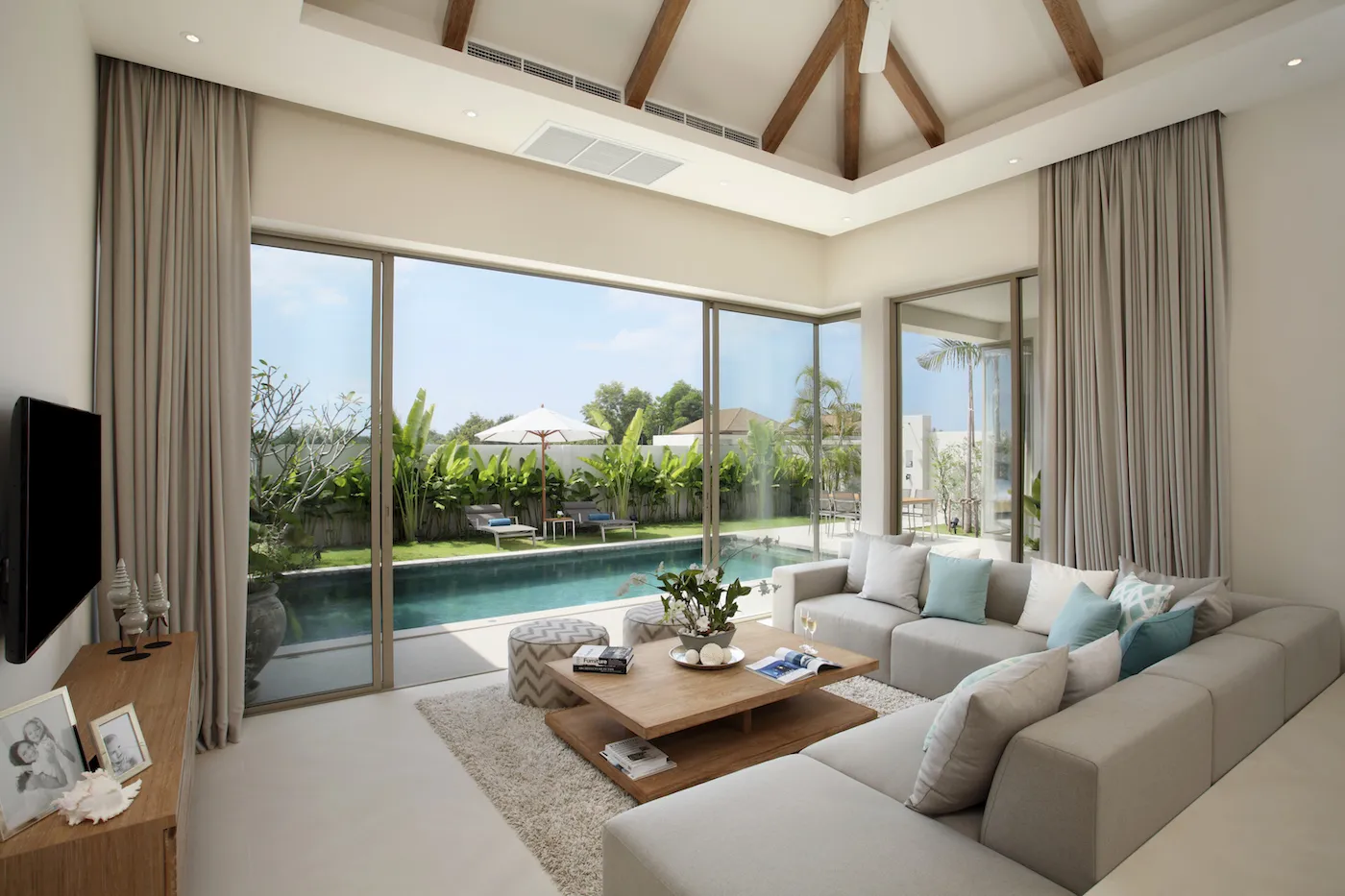 Property image - full photo 1