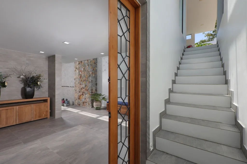 Property image - full photo 15