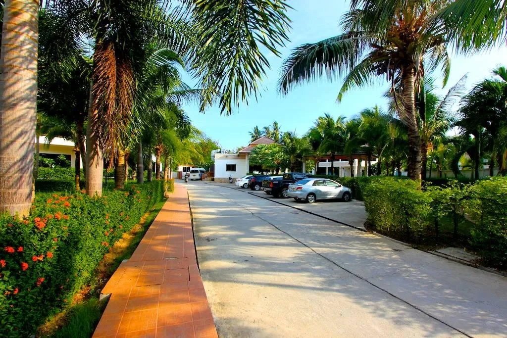 Property image - full photo 12