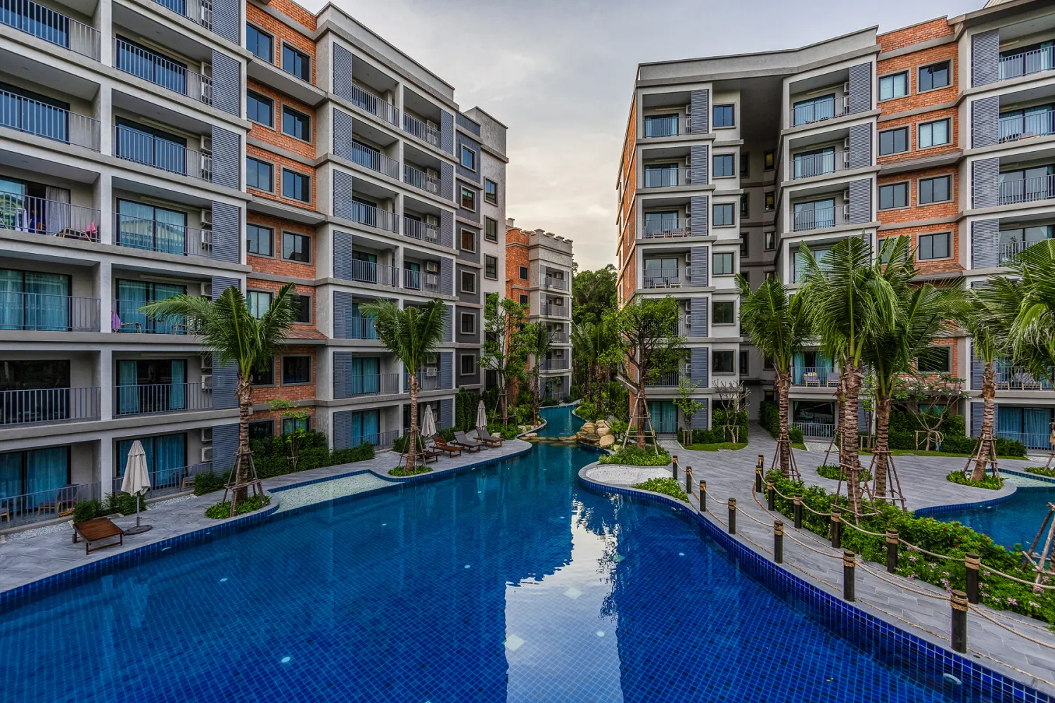Property image - full photo 1