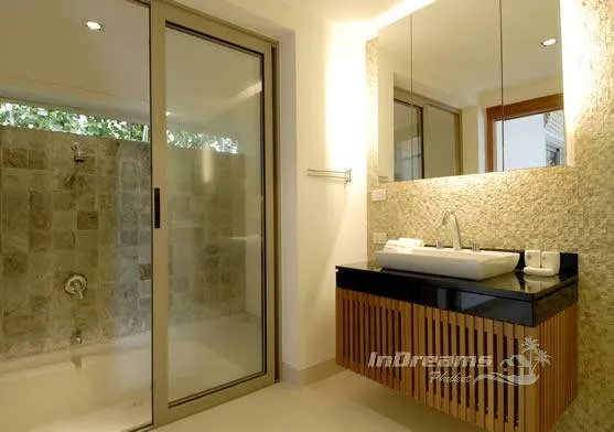 Property image - full photo 17