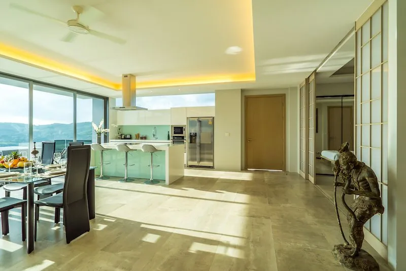 Property image - full photo 4