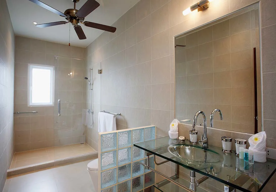 Property image - full photo 21