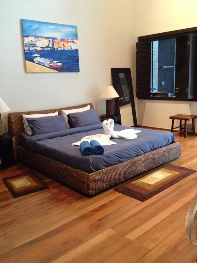 Property image - full photo 7