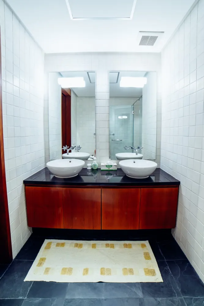 Property image - full photo 5
