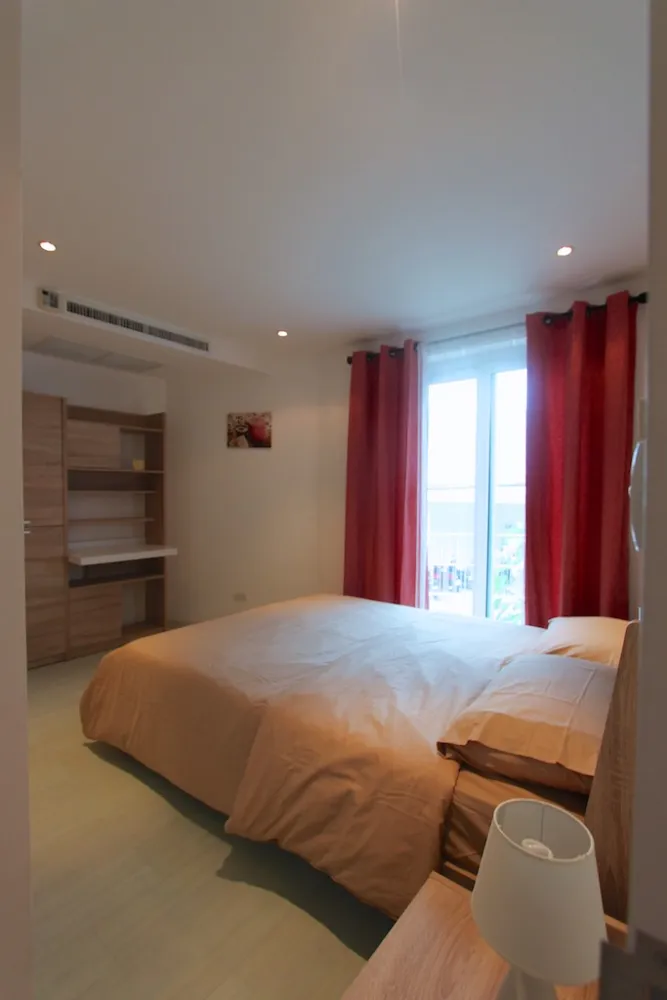 Property image - full photo 10