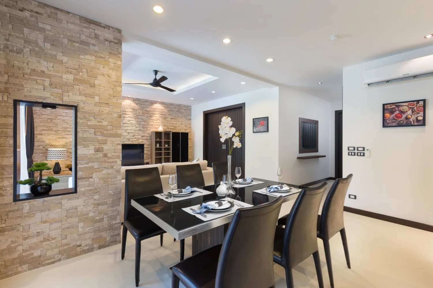 Property image - full photo 8