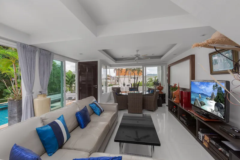 Property image - full photo 28