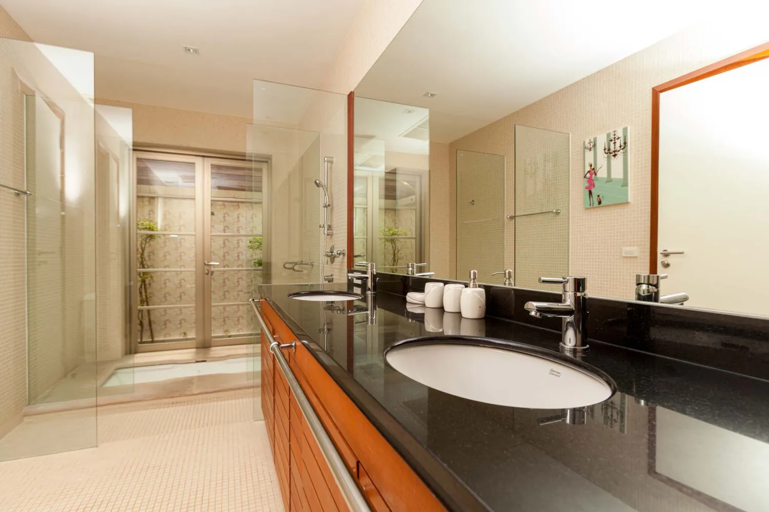 Property image - full photo 28