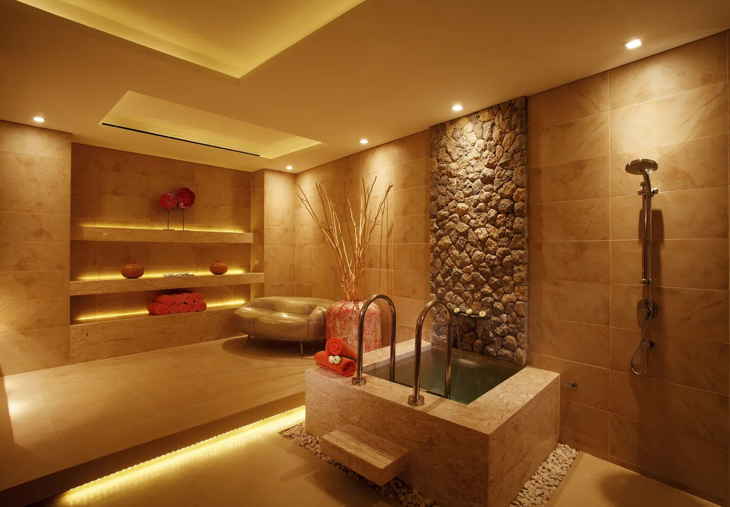 Property image - full photo 12