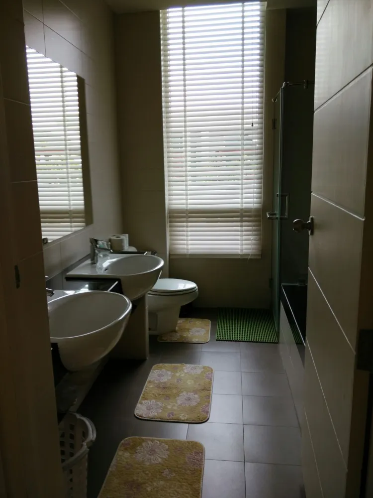 Property image - full photo 9