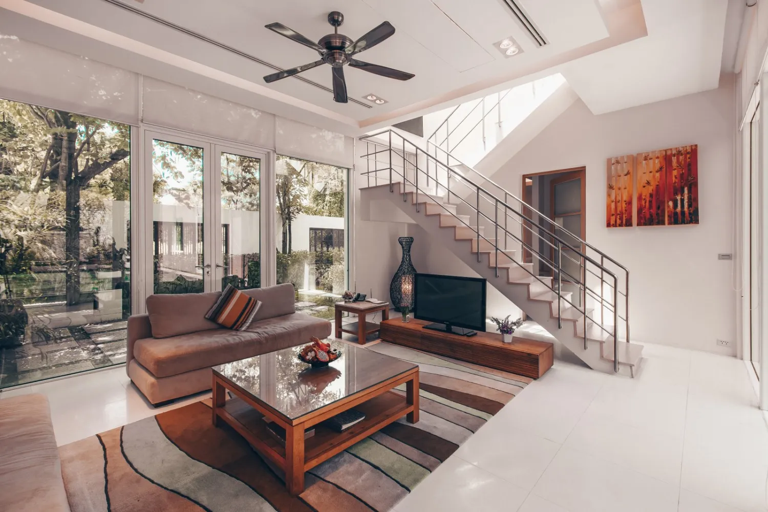 Property image - full photo 10