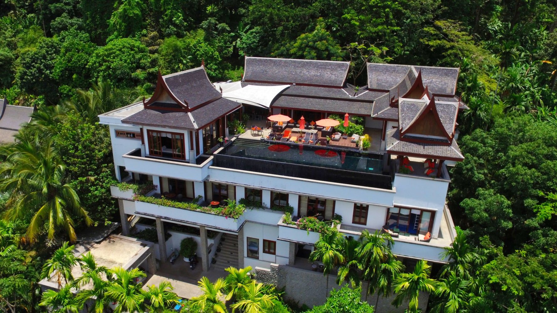 Property image - full photo 2