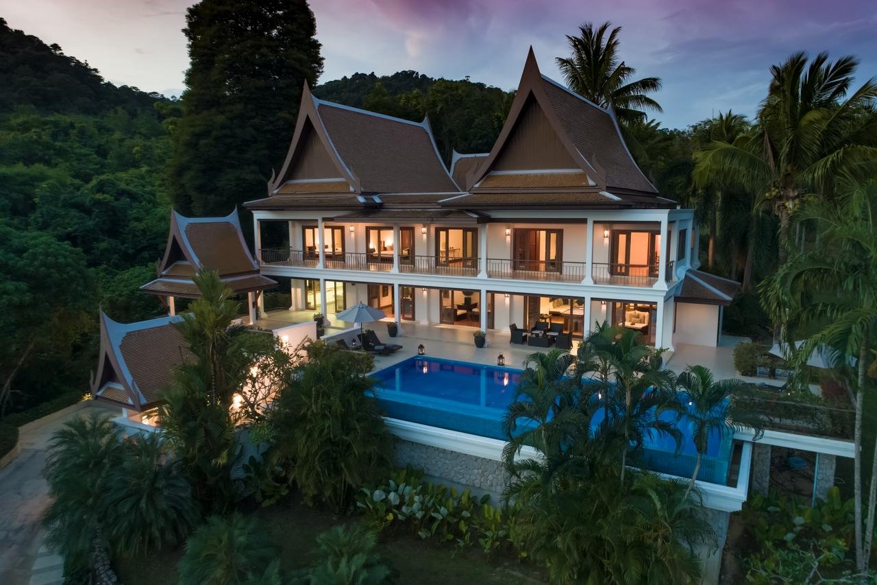 Property image - full photo 3