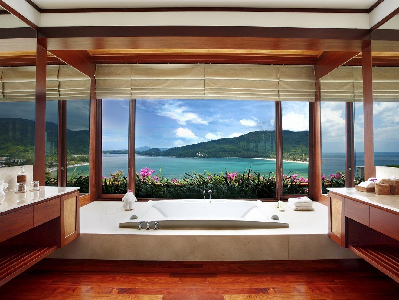 Property image - full photo 10