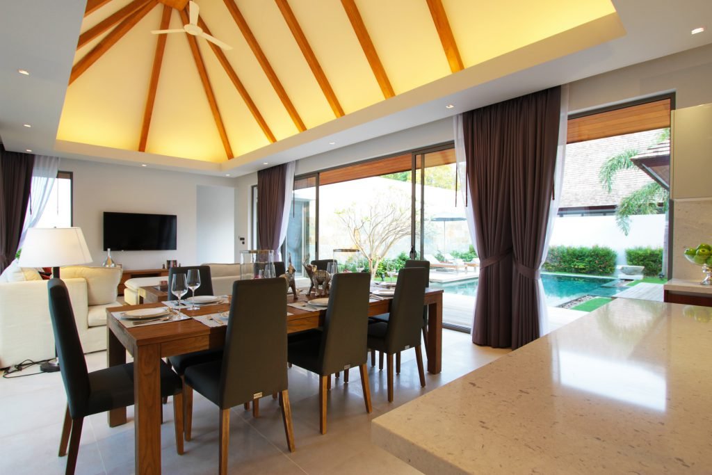 Property image - full photo 3