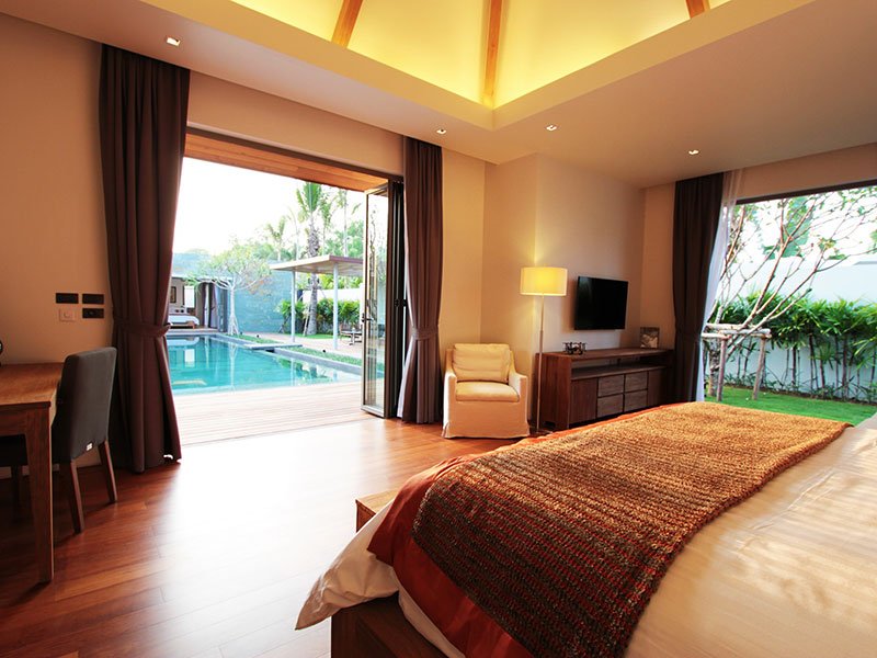 Property image - full photo 8