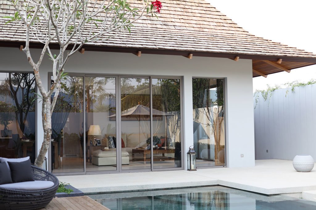 Property image - full photo 2