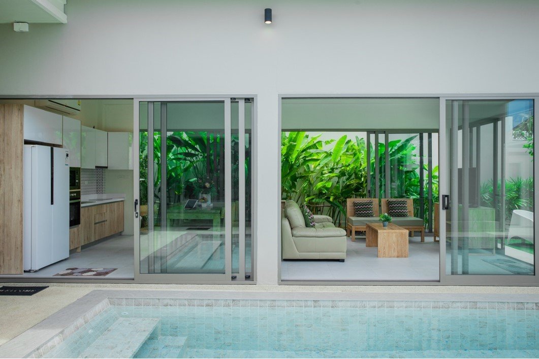 Property image - full photo 4