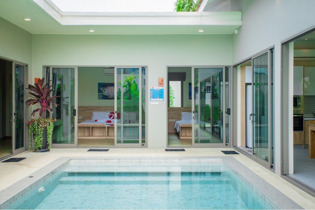 Property image - full photo 8