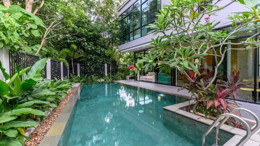 Property image - full photo 4