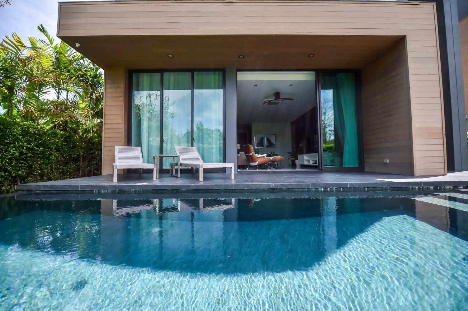 Property image - full photo 8