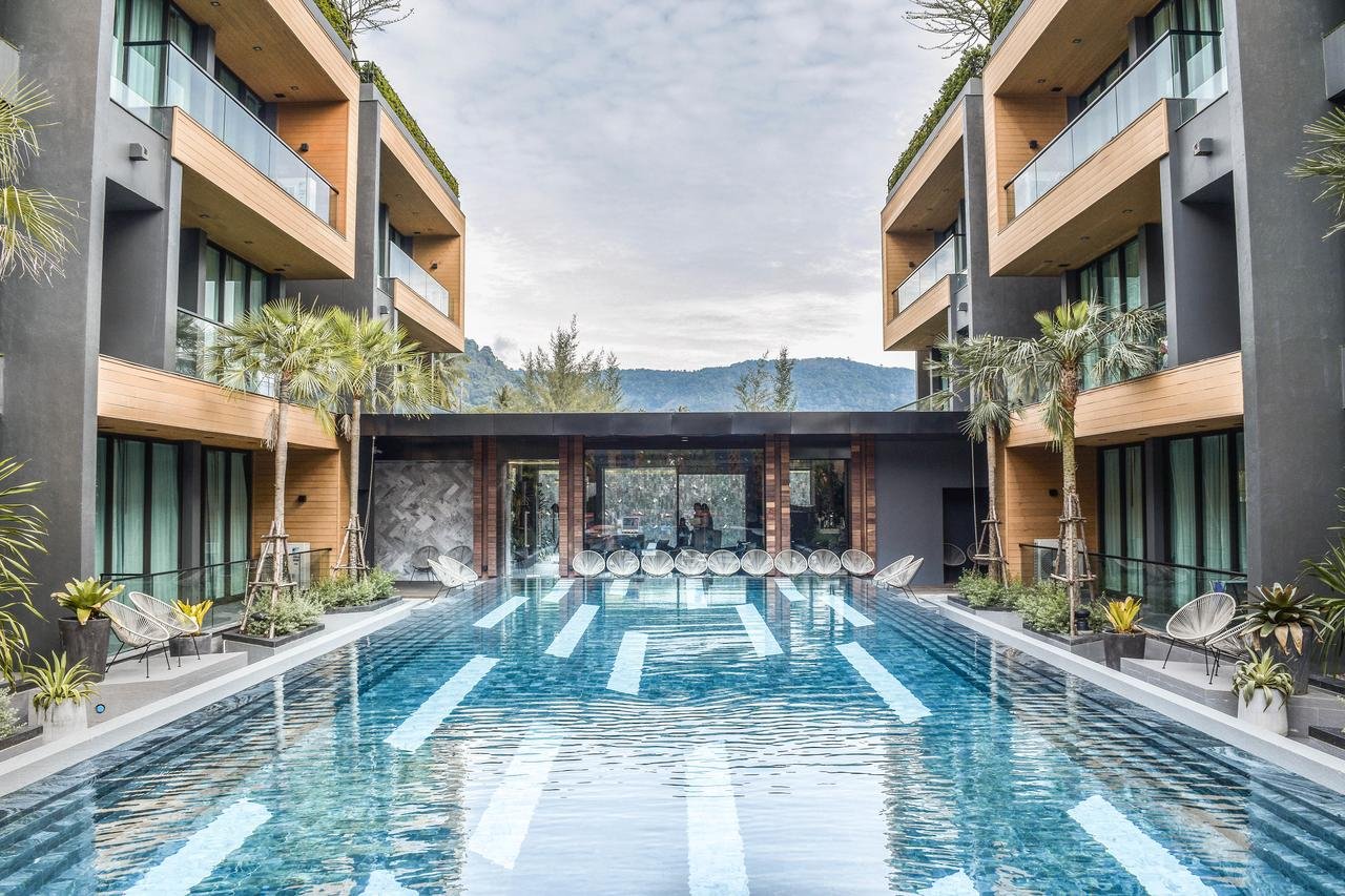 Property image - full photo 6
