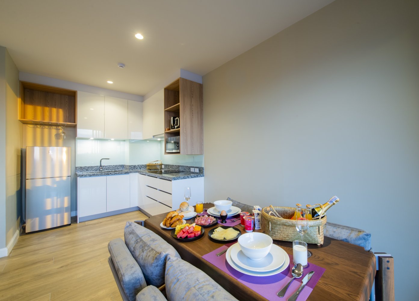 Property image - full photo 6