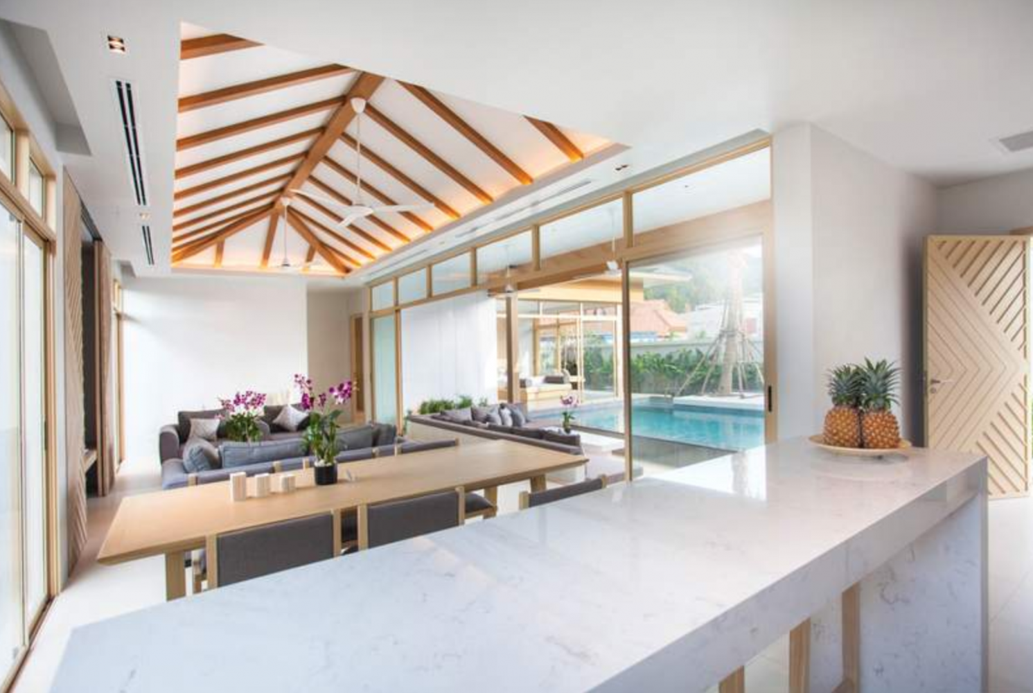 Property image - full photo 18