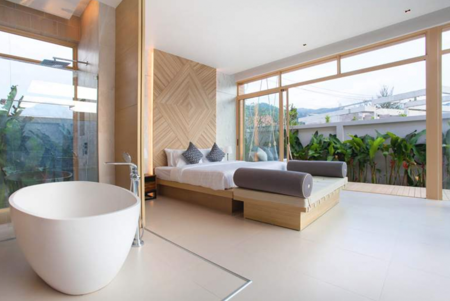 Property image - full photo 8