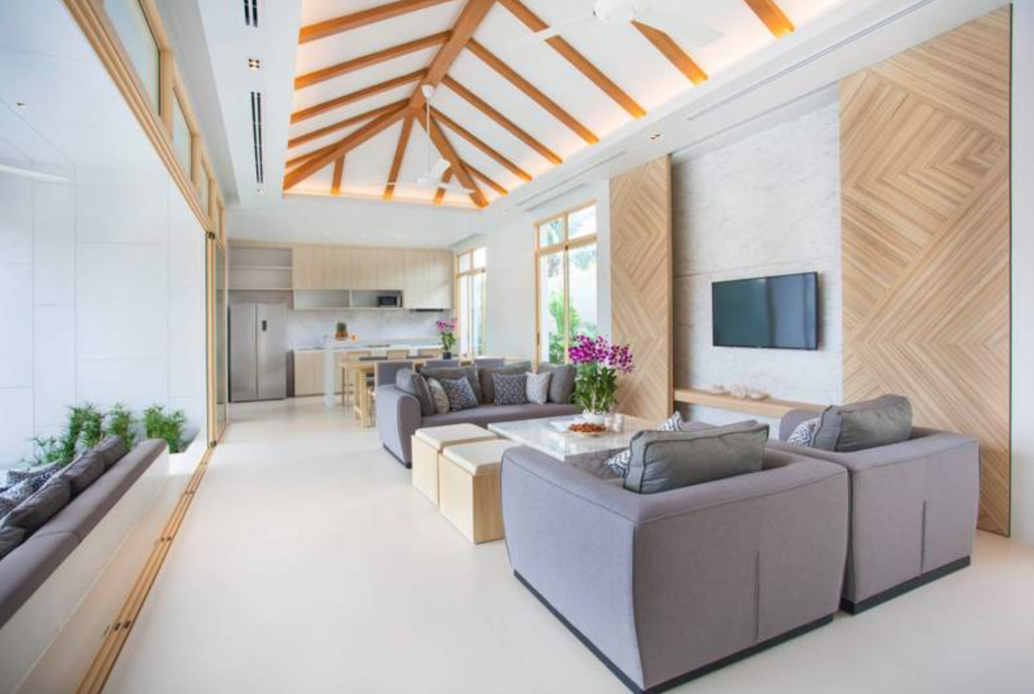 Property image - full photo 10