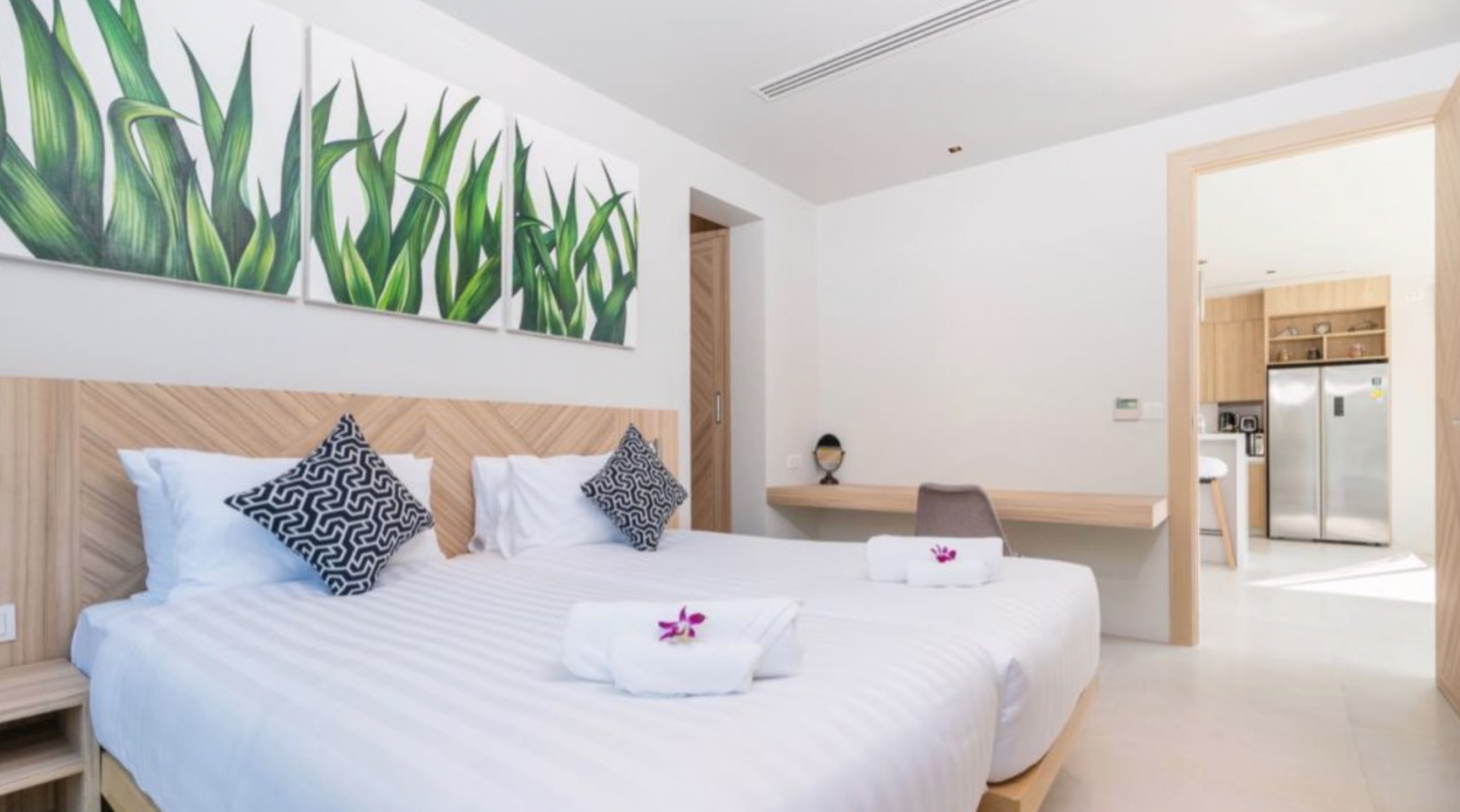 Property image - full photo 11