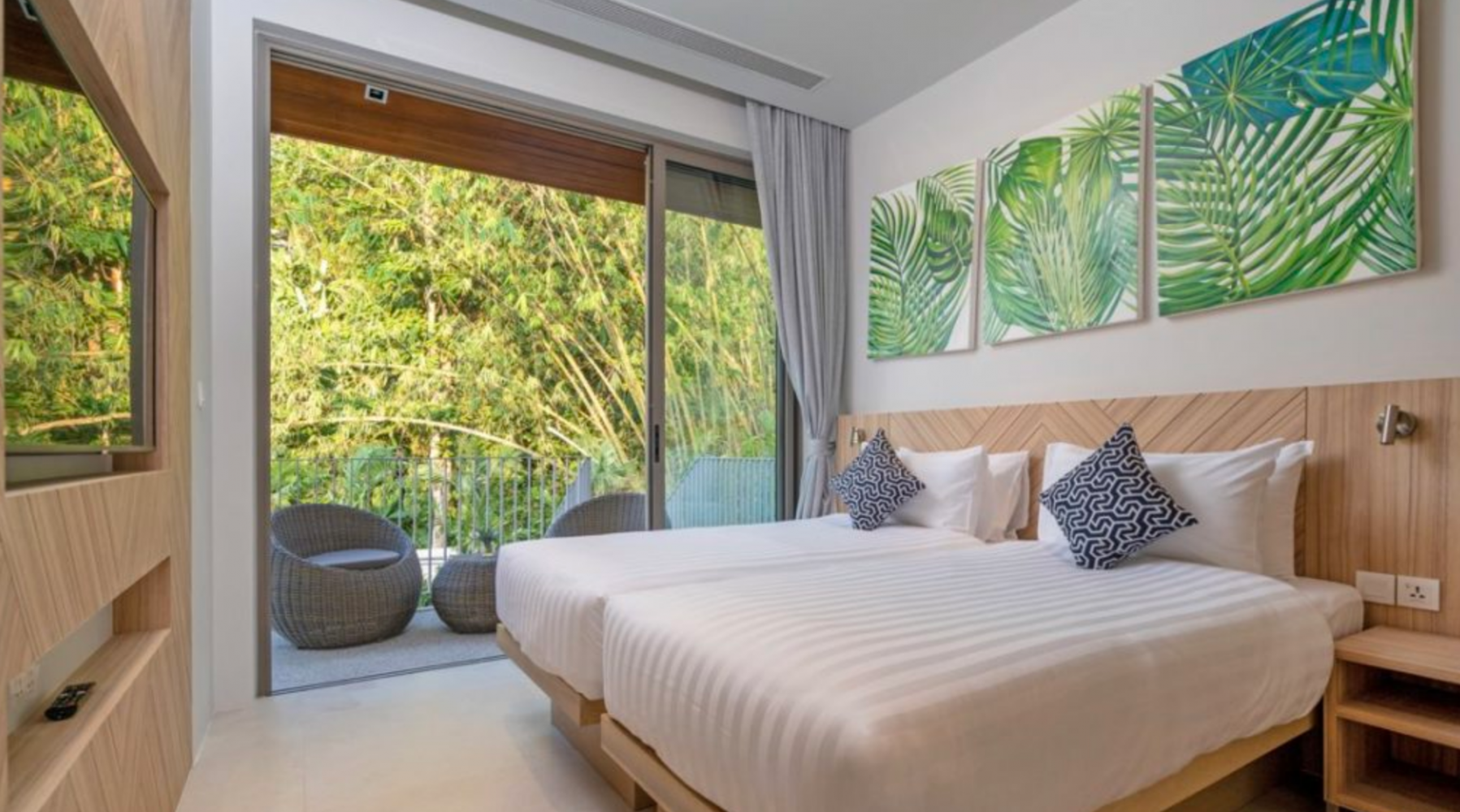Property image - full photo 7
