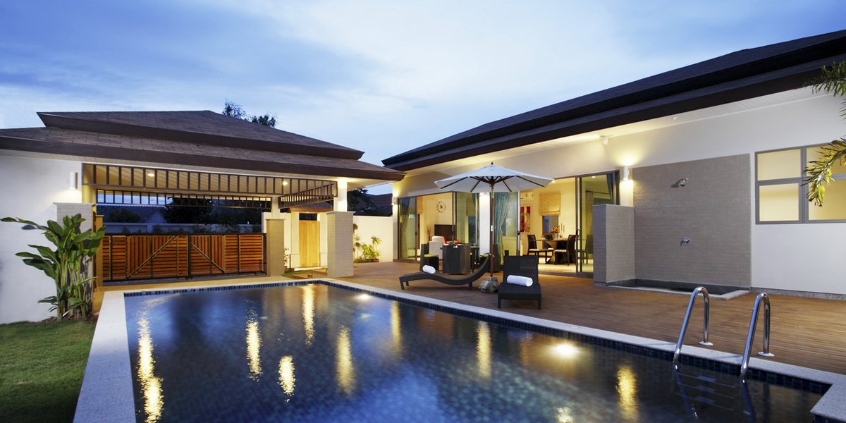 Property image - full photo 2