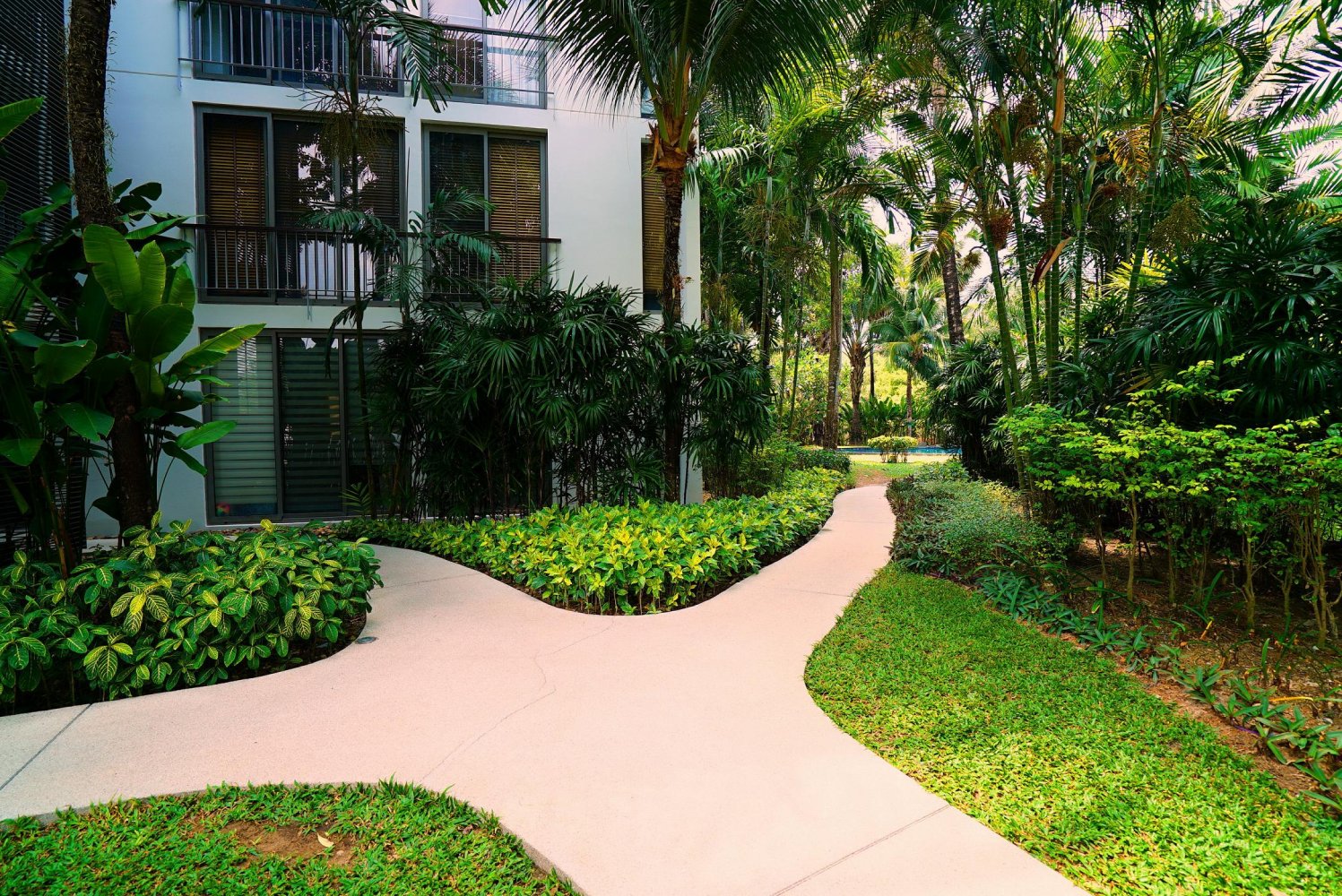 Property image - full photo 4