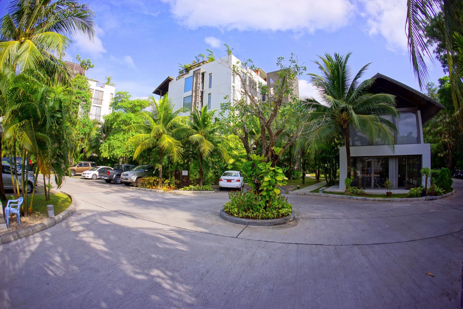 Property image - full photo 3
