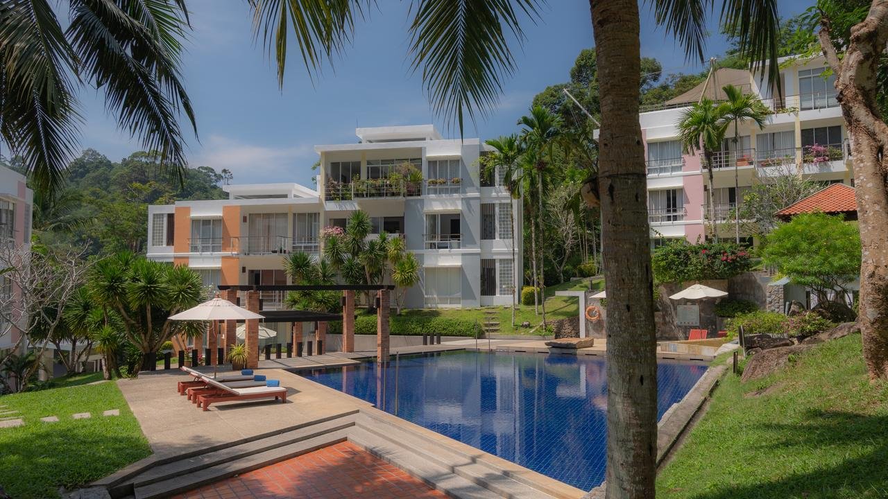 Property image - full photo 2