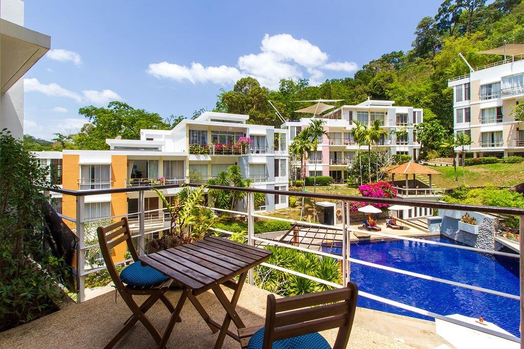 Property image - full photo 6