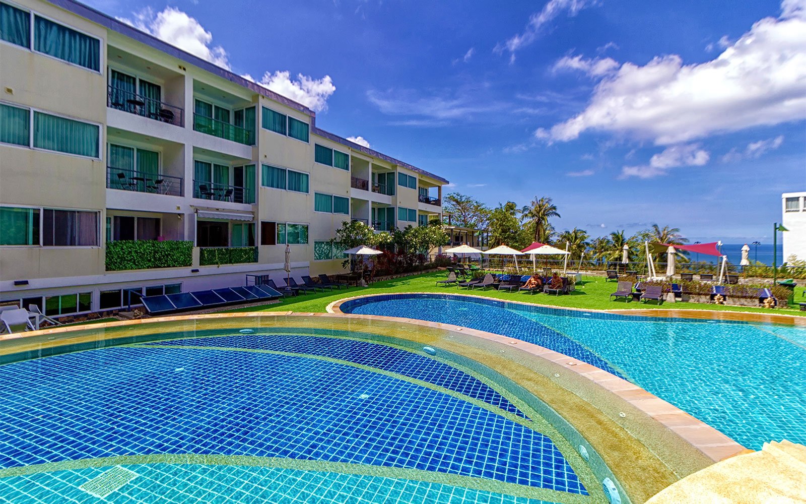 Property image - full photo 4