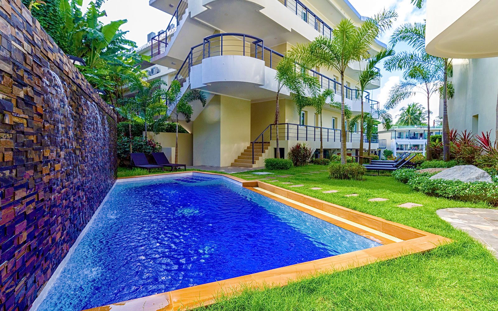 Property image - full photo 5