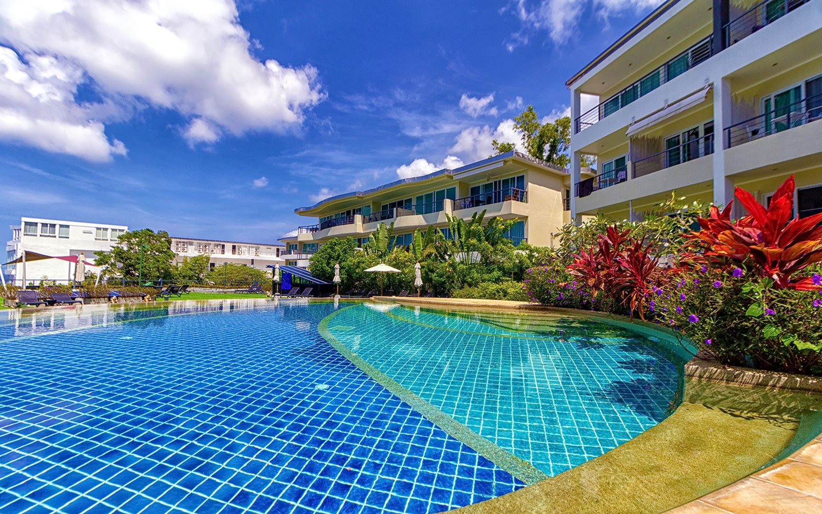Property image - full photo 3