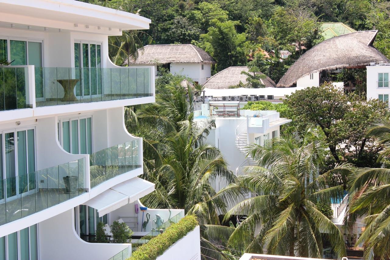 Property image - full photo 6