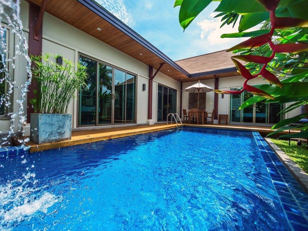 Property image - full photo 2