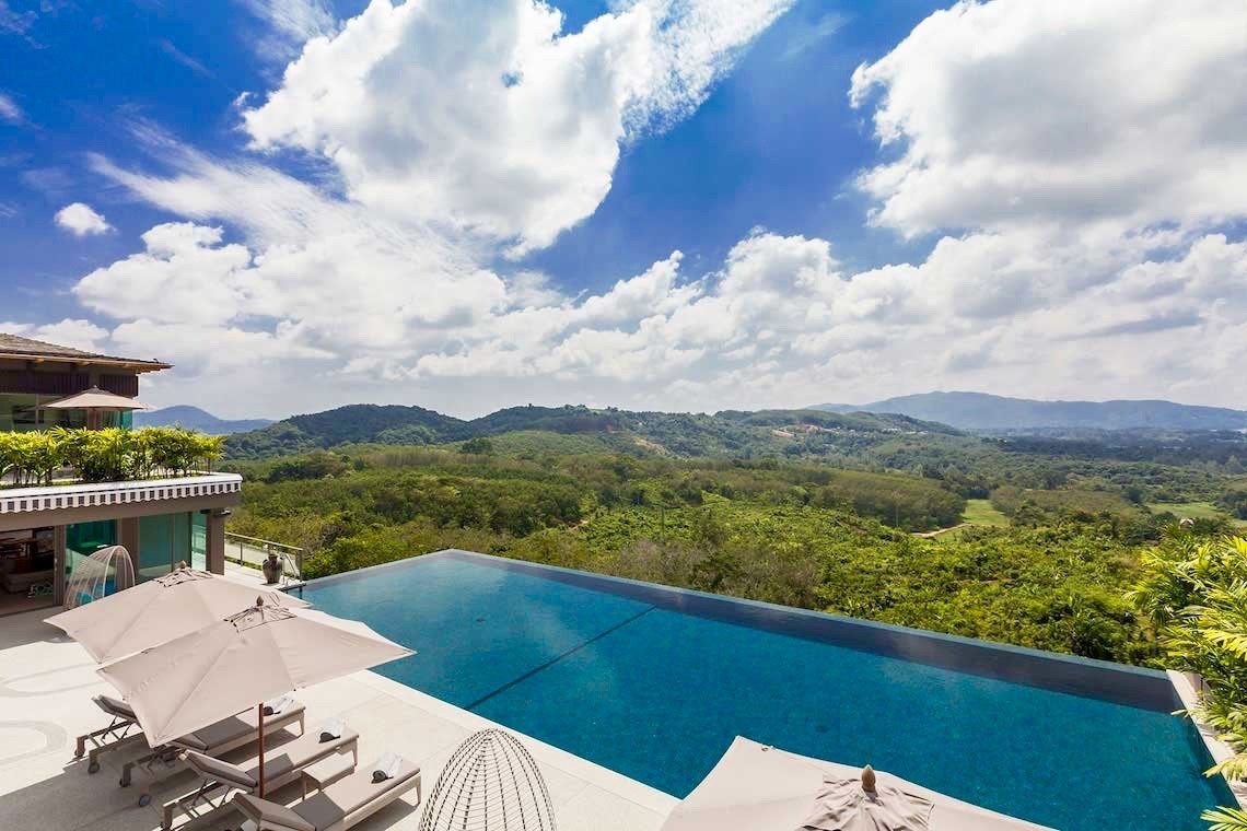 Property image - full photo 3