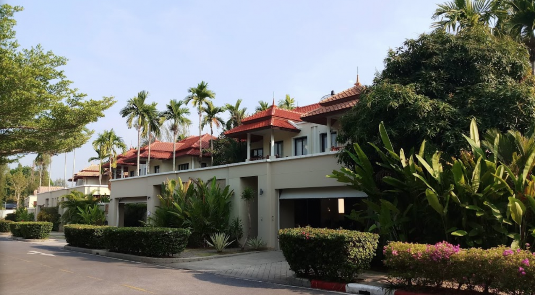 Property image - full photo 4
