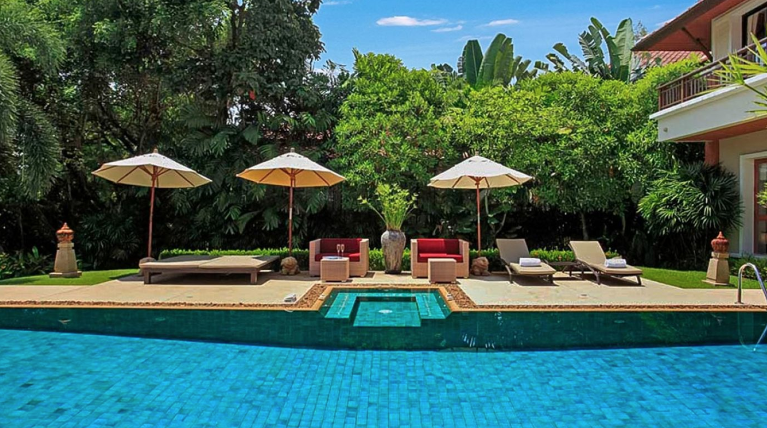 Property image - full photo 3