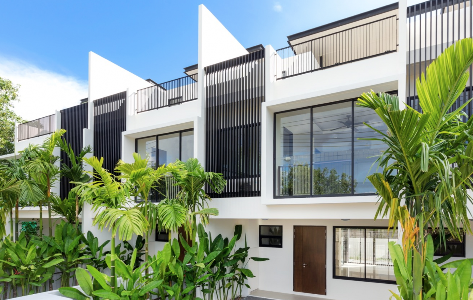 Property image - full photo 10