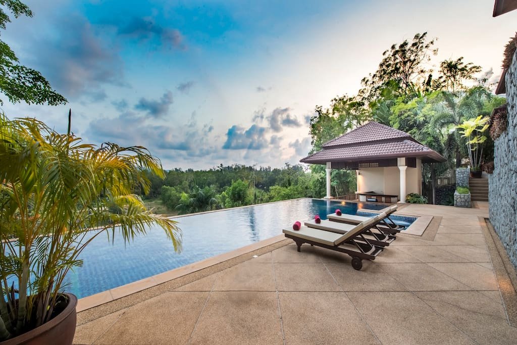 Property image - full photo 12