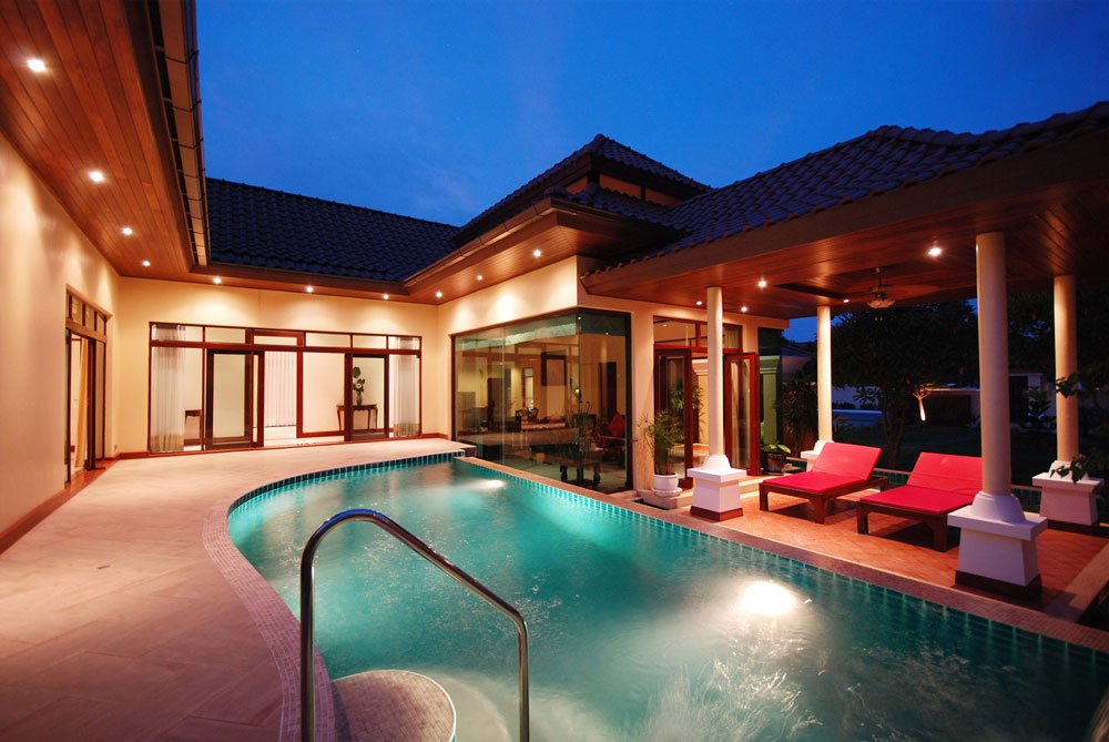 Property image - full photo 3